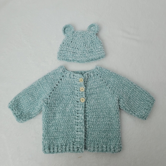 Crochet Baby Sweater and Hat Set - Picture 5 of 12